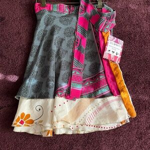 Darn Good Yarn Sari Weap Skirt two in one!